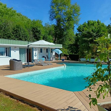 Bienvenue Dans Notre Gite Naves  Exterior foto